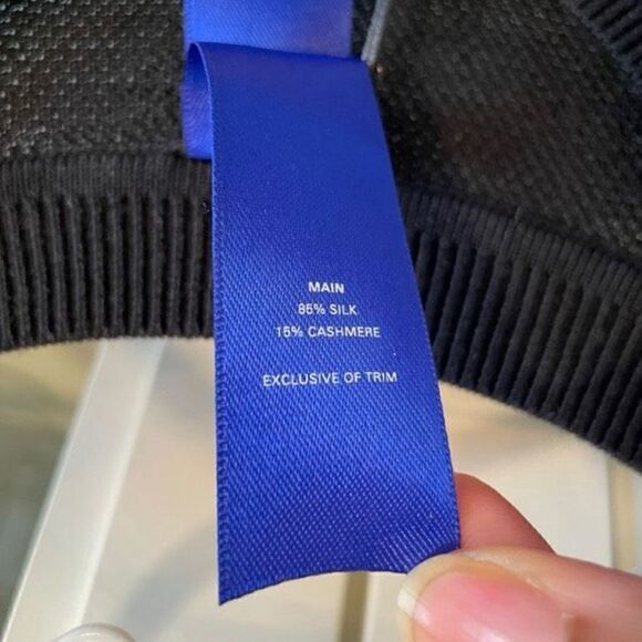 Kit and Ace Sweater Womens M Breeze Through Crew Cashmere Silk Black Luxe NWT - Picture 3 of 7